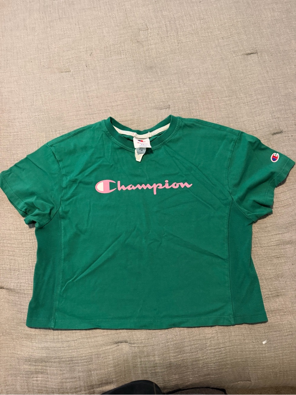 Champion Cropped Tee